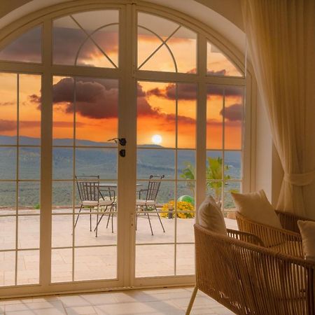La Posta Del Guardiano Bed & Breakfast เวียสเต ภายนอก รูปภาพ
